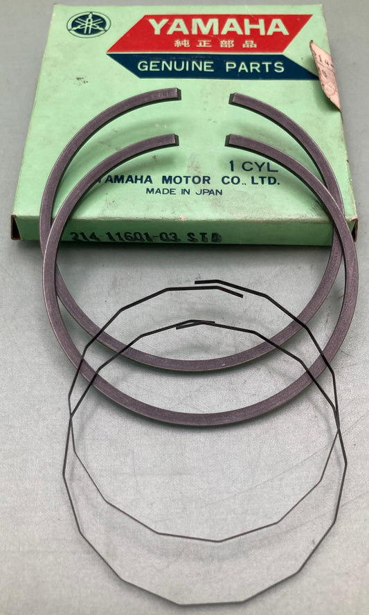 New Genuine Yamaha 214-11601-03 Piston Ring Set STD