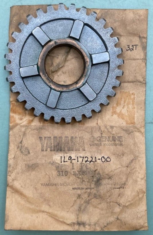 Yamaha 1L9-17221-00 Gear, 2Nd, Wheel 32T, New Genuine