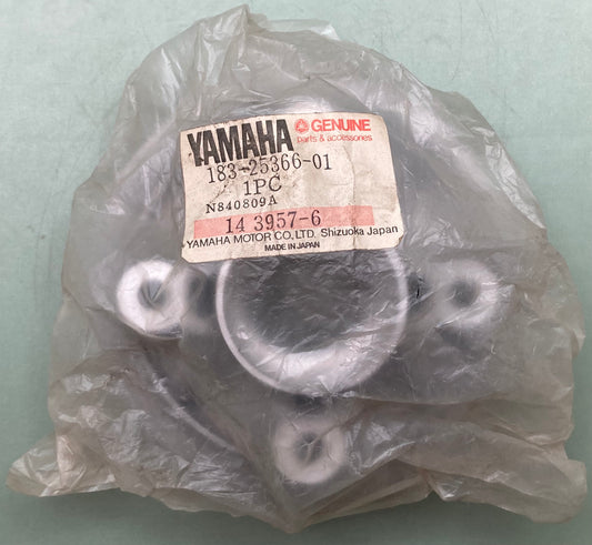 New Genuine Yamaha 183-25366-01 Clutch Hub