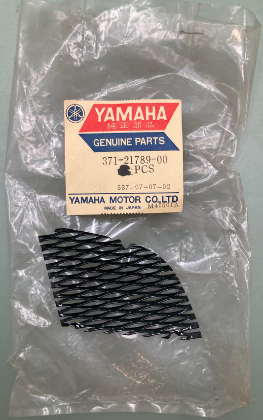 New Genuine Yamaha 371-21789-00 Net Side Cover