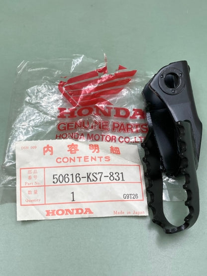 Honda 50616-KS7-831 Arm, R., Step New Genuine