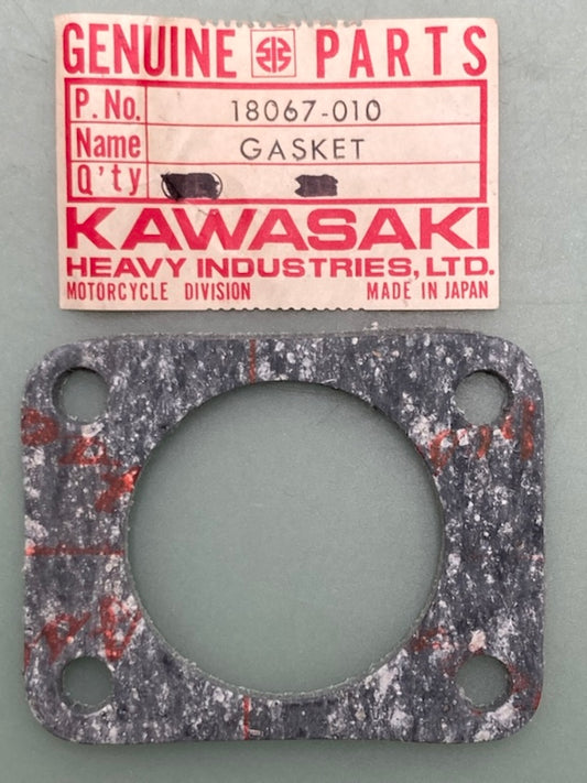 Kawasaki 18067-010 Exhaust Holder Gasket New Genuine