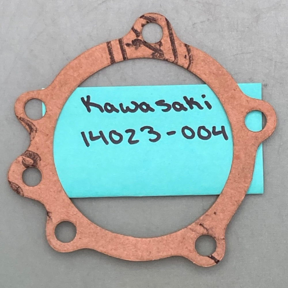 Replaces Kawasaki 14023-004 Oil Seal Retainer Gasket 11060-1977 New