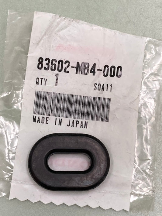Honda 83602-MB4-000 Grommet, Side, Cover New Genuine