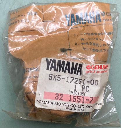 New Genuine Yamaha 5X5-17251-00 Gear, 5th Wheel