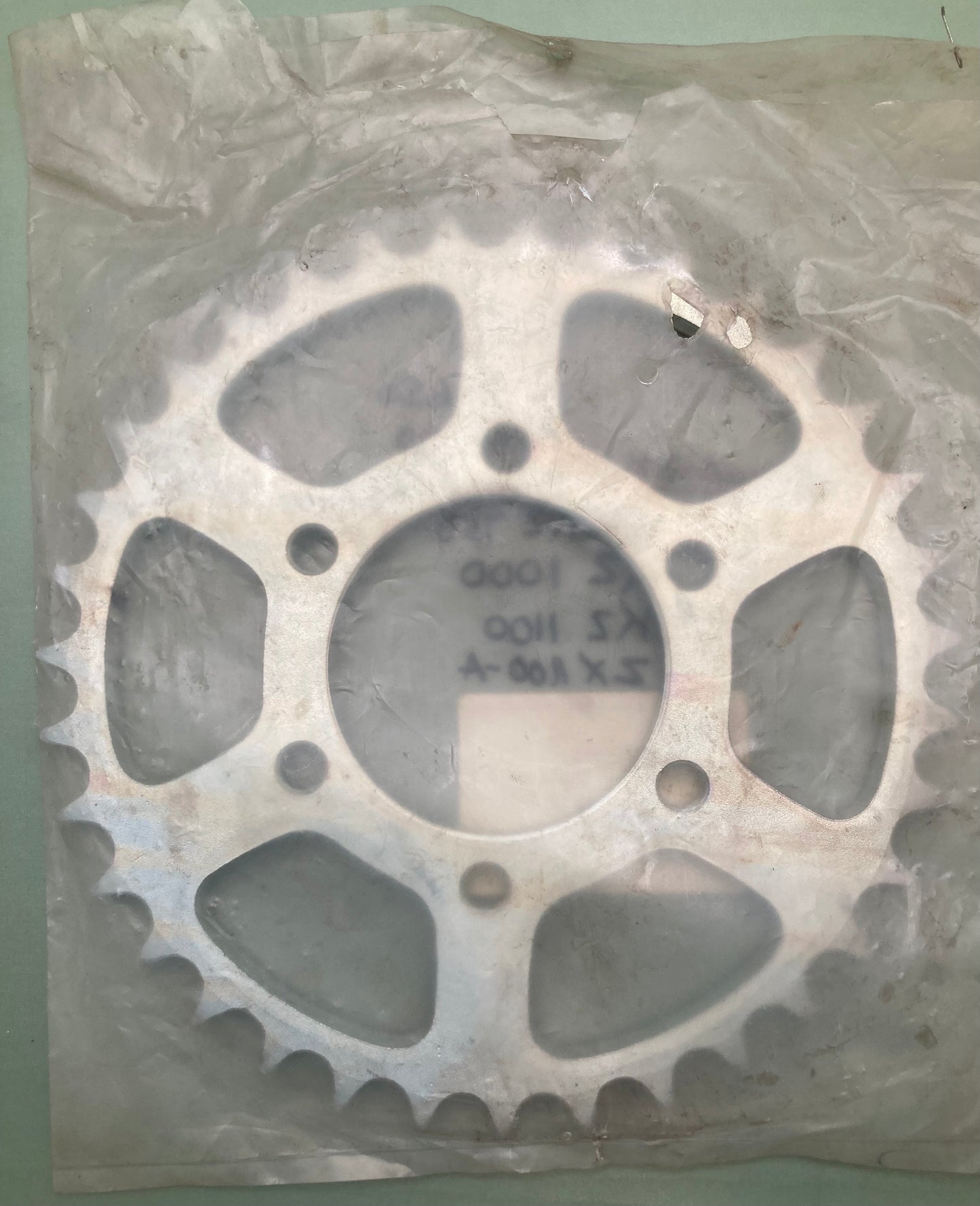 New Genuine LeMans K22-3753 Rear Sprocket, 35T 42041-1031