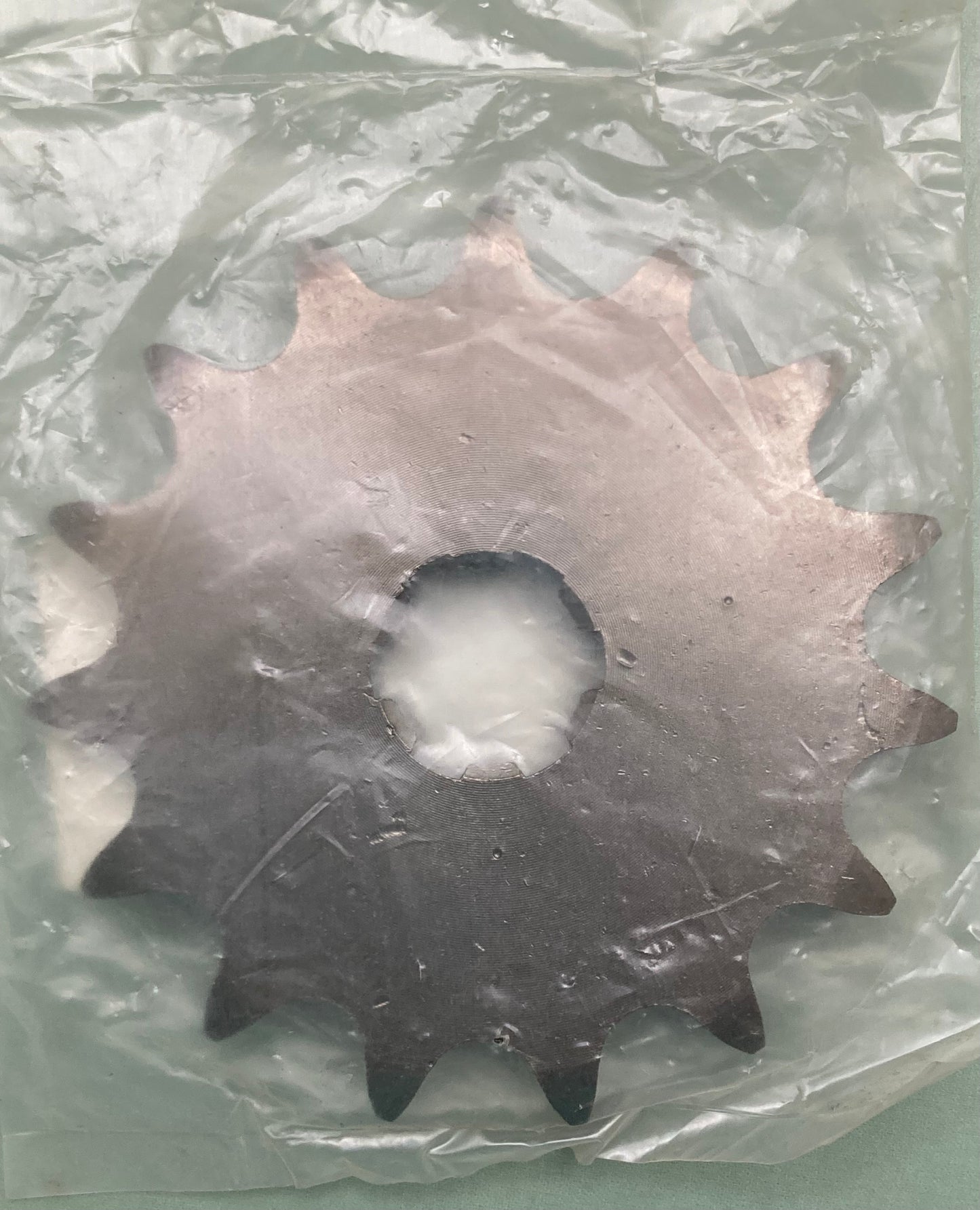 New Genuine LeMans K22-2541 Sprocket, 15T 23801-393-000