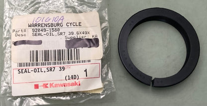 Kawasaki 92049-1580 Oil-Seal SR7 39.6X49x6-2 NS New Genuine