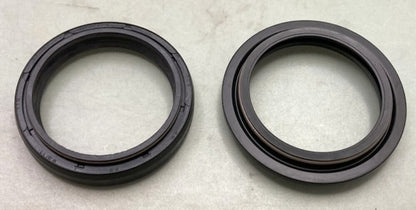 Replaces Dirt Racing E8214 Fork Seal and Dust Seal Kit New