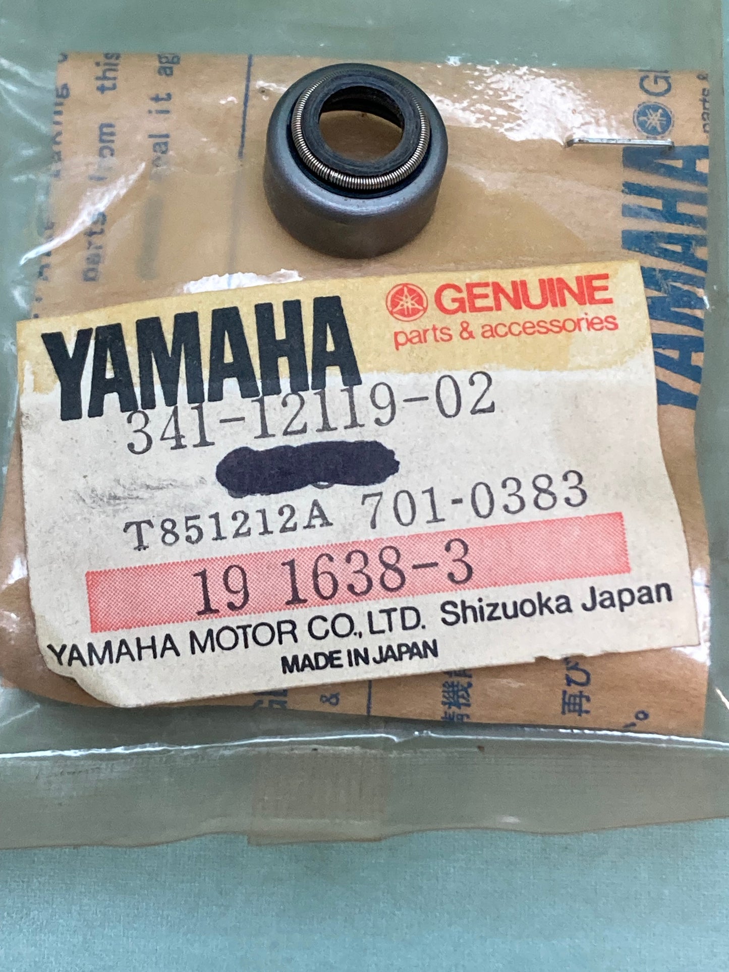 Qty 3 New Genuine Yamaha 341-12119-02 Seal, Valve, Stem