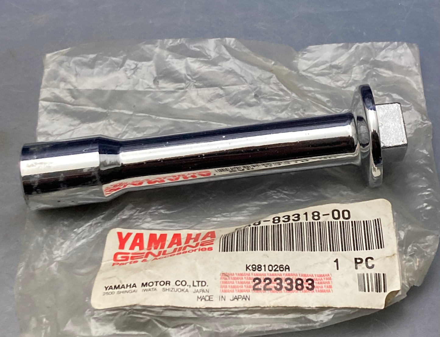 New Genuine Yamaha 5A8-83318-00 Stay, Flasher