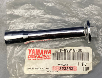 New Genuine Yamaha 5A8-83318-00 Stay, Flasher