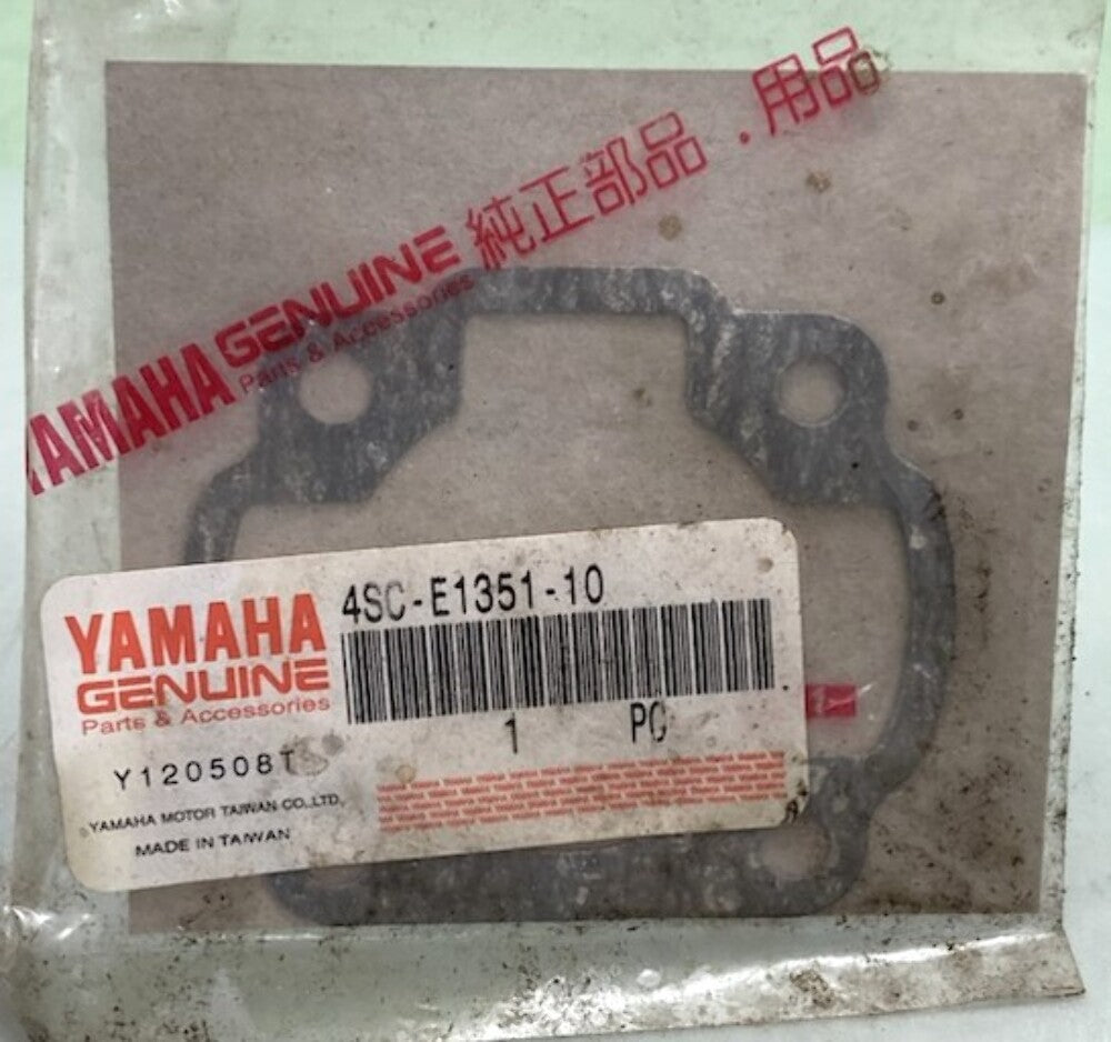 New Genuine Yamaha 4SC-E1351-10 Cylinder Gasket