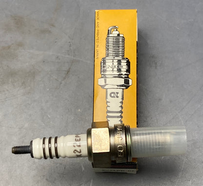 New Genuine Nippondenso X22EPR-GL Spark Plug