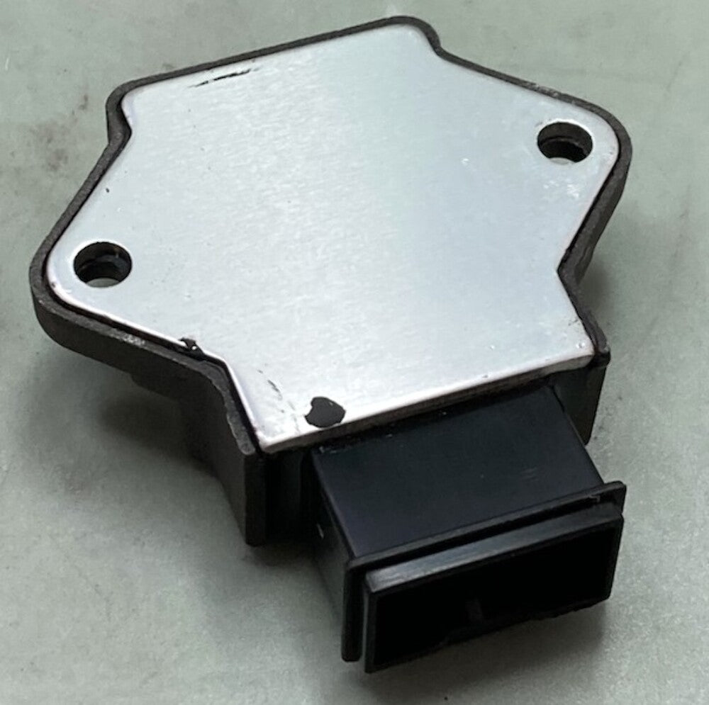 New Genuine YHC SH603-12 T7.7 051 5-Pin Rectifier Voltage Regulator
