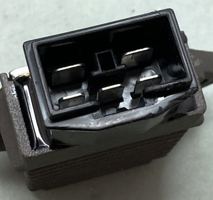 New Genuine YHC SH603-12 T7.7 051 5-Pin Rectifier Voltage Regulator