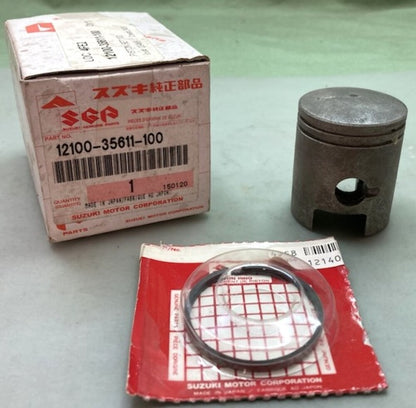 New Genuine Suzuki 12100-35611-100 Piston Set
