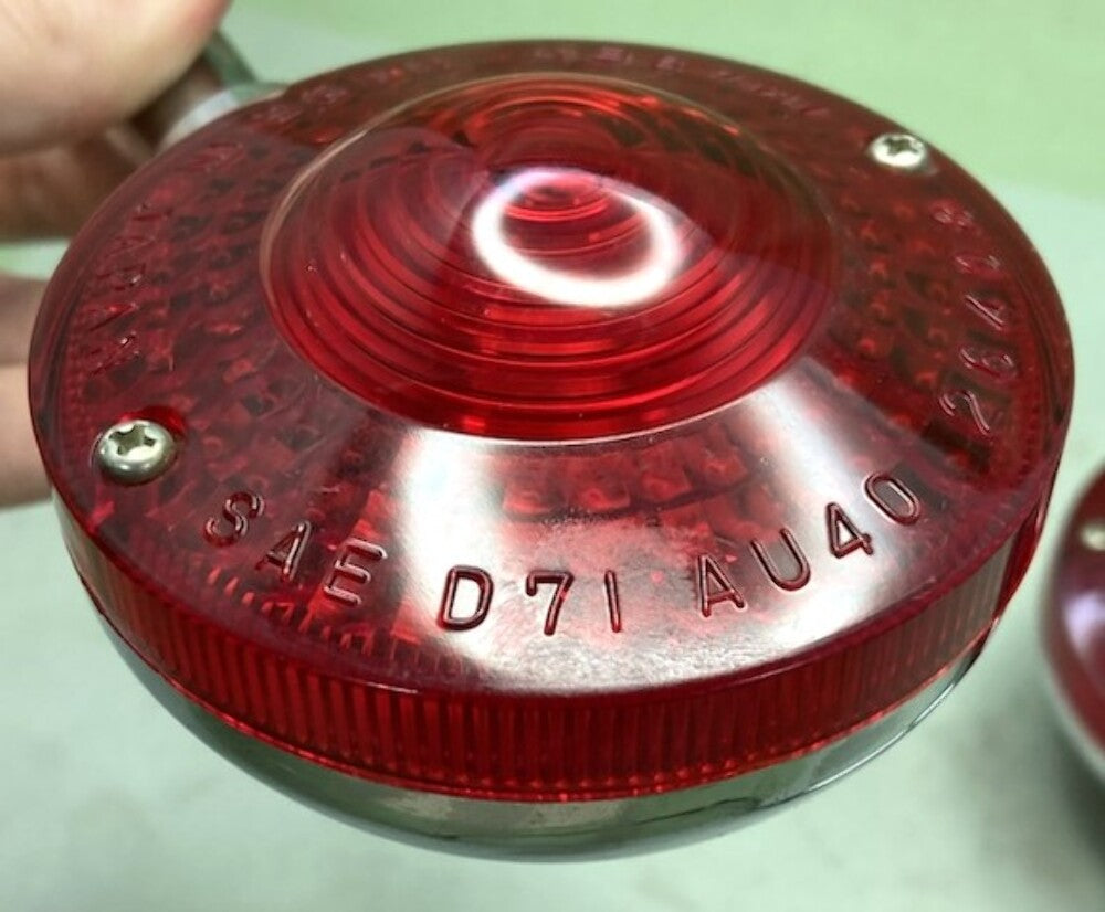 Imasen 26408 SAE D71 AU40 Red Signal Light Set Genuine