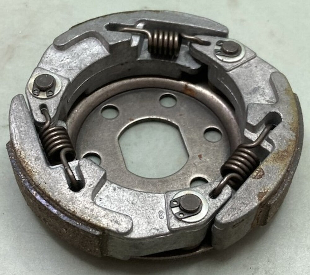 Replaces GY6 50cc Clutch Shoe Assembly New