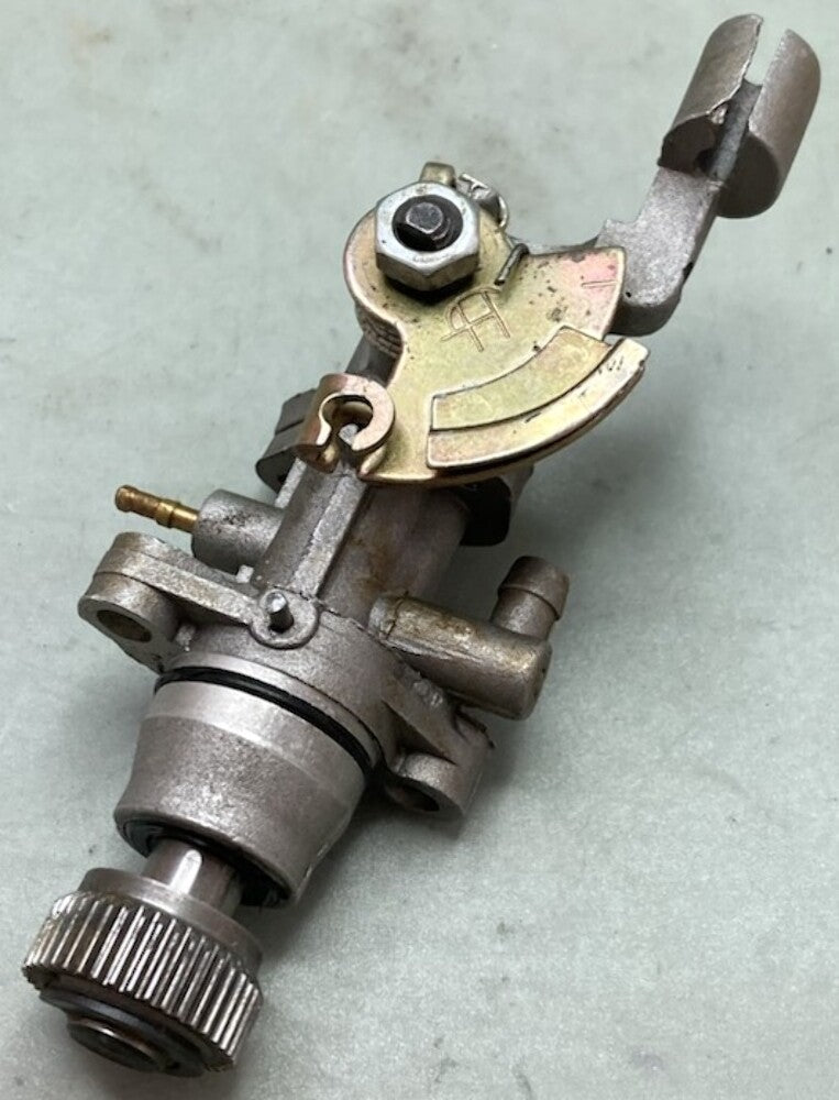 Replaces VMC 50cc 70cc 90cc  2-Stroke Engine Mechanical Oil Pump