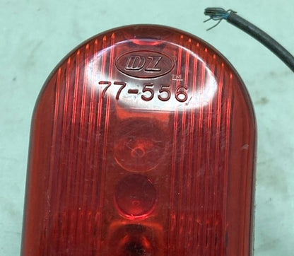DZ 77-556 SAE PIPC 68 Red Light Assembly New Genuine