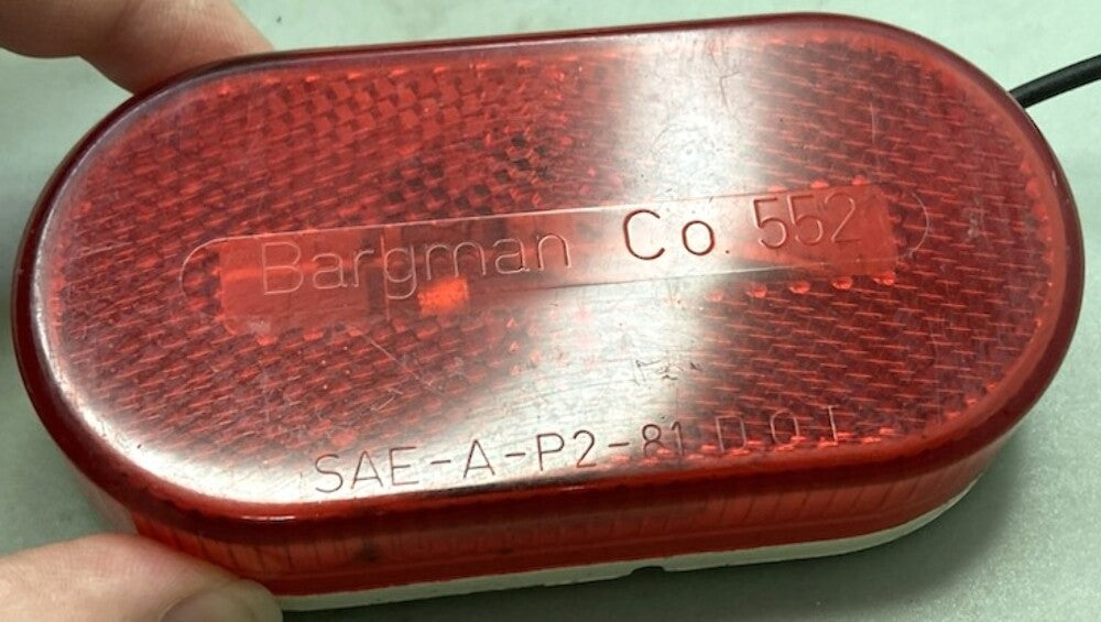Qty 2 Bargman Co. 552 SAE-A-P2-81 DOT Red Light New Genuine