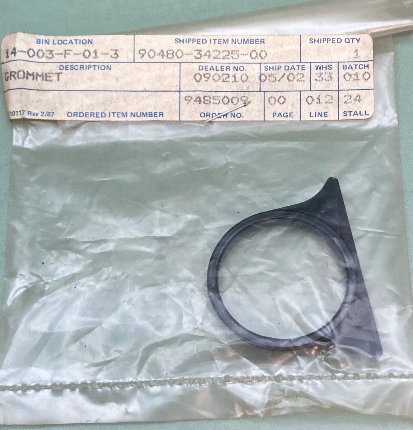 New Replaces Yamaha 90480-34225-00 Grommet