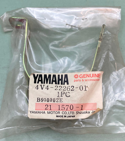 New Genuine Yamaha 4V4-22262-01 Holder, Sub, Tank