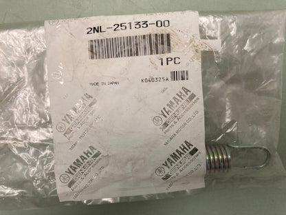 New Genuine Yamaha 2NL-25133-00 Spring, Return