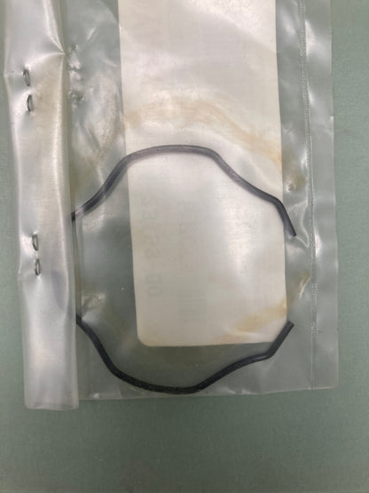 New Genuine Yamaha 3R4-23153-00 Ring, Snap