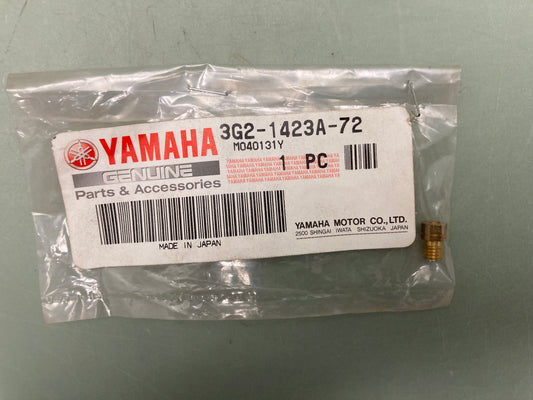 New Genuine Yamaha 3G2-1423A-72 Jet, Main, (1075)