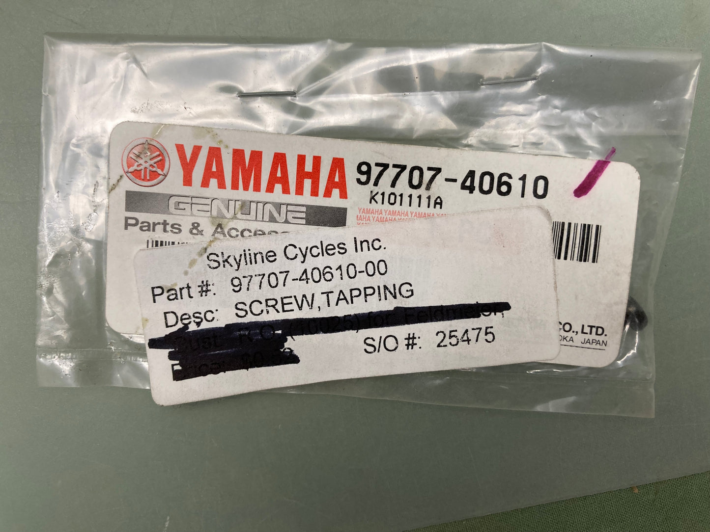 New Genuine Yamaha 97707-40610 Screw, Pan, Tap.2, Slit
