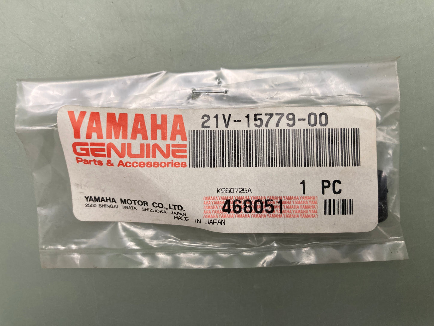 New Genuine Yamaha 21V-15779-00 Cover