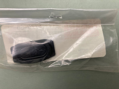 New Genuine Yamaha 21V-15779-00 Cover