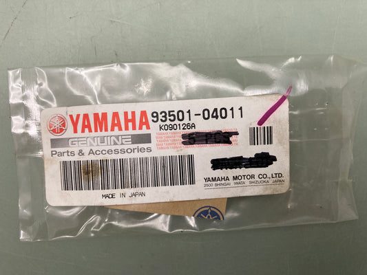 Qty 2 New Genuine Yamaha 93501-04011 Ball 1/4