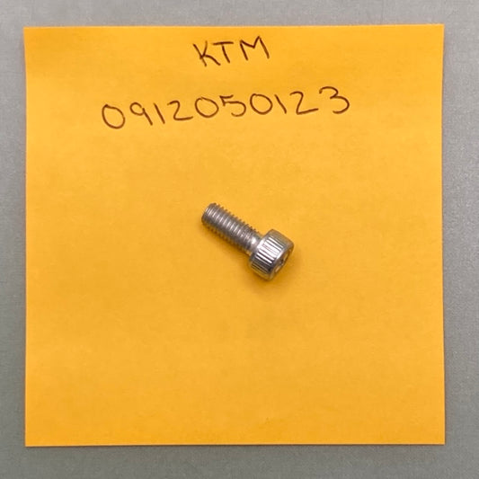 New Replaces KTM 0912050123 AH Screw DIN0912-M 5X12