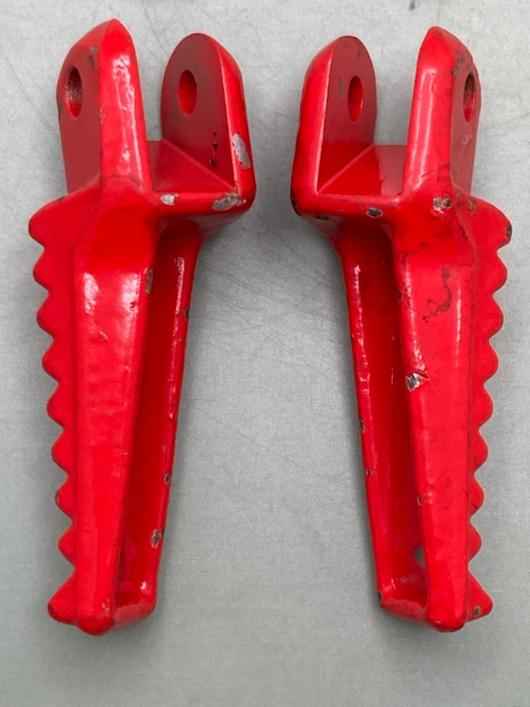 Replaces KTM 50203140000 Foot Rest Set R/S '87 Enduro, New