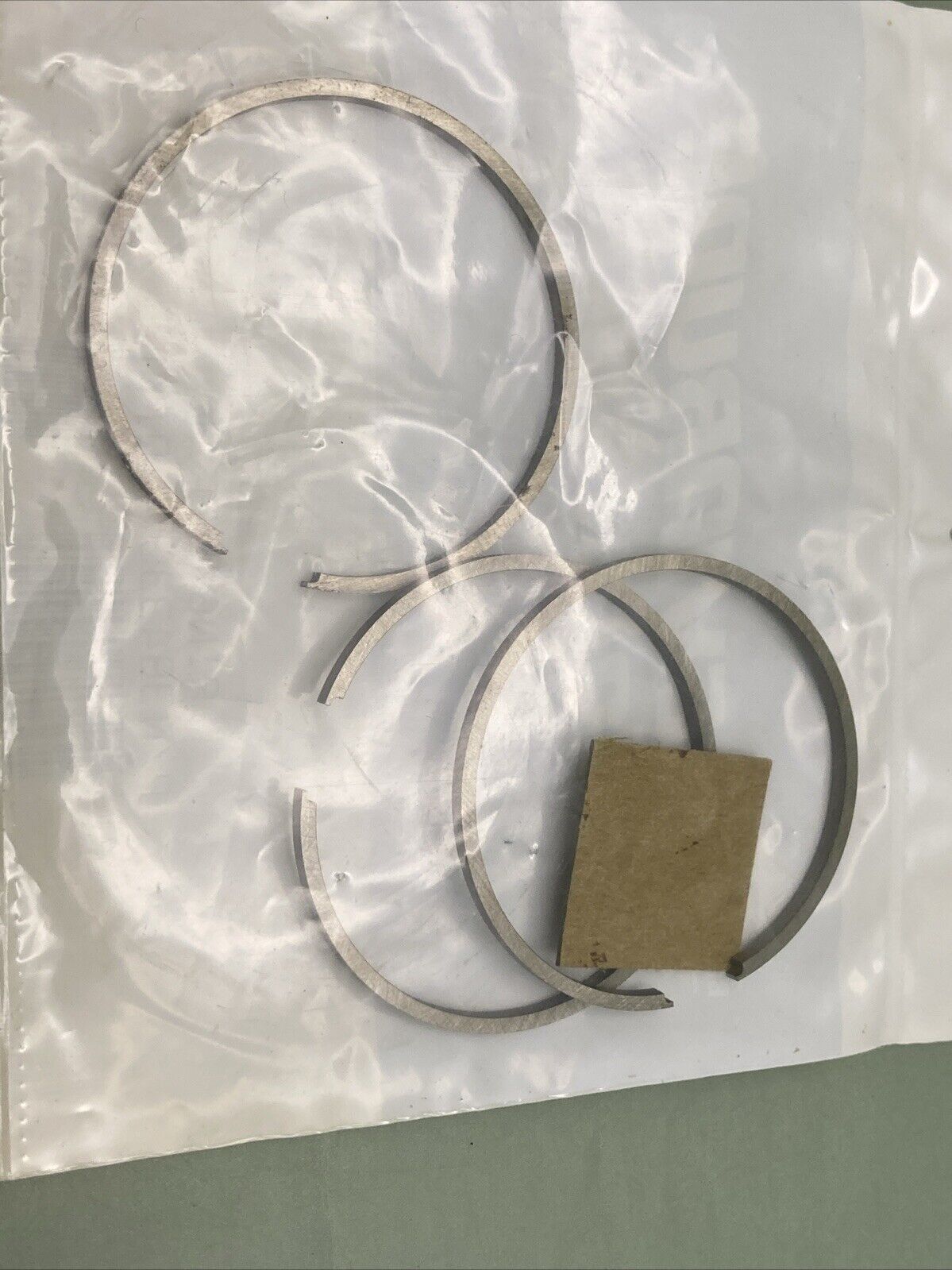 NEW GENUINE EVINRUDE JOHNSON 384336 PISTON RING SET, .030 OVERSIZE