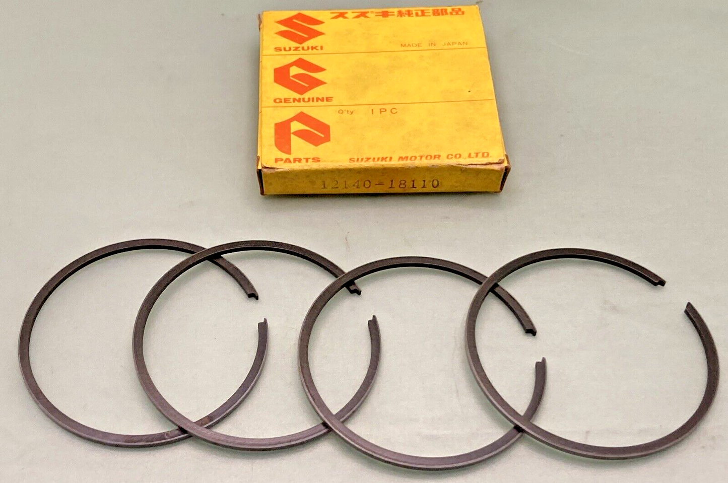 NEW GENUINE SUZUKI 12140-18110 PISTON RING SET