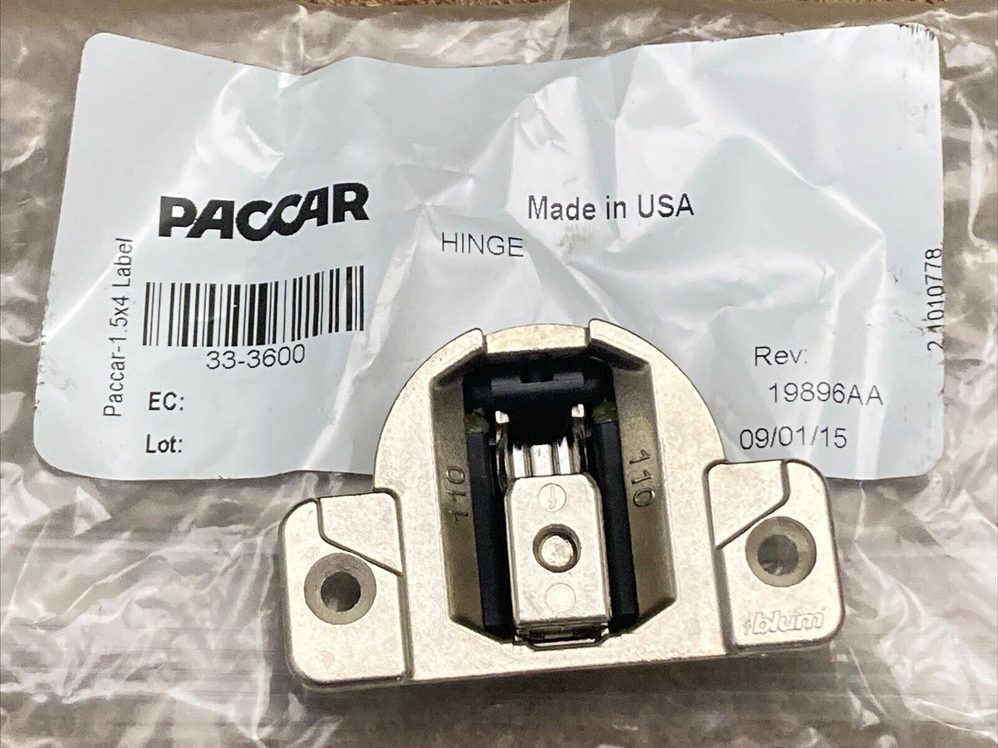 NEW GENUINE PACCAR 33-3600 CABINET DOOR HINGE FOR PETERBILT