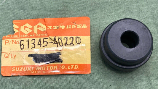 NEW GENUINE SUZUKI 61345-40220 CHAIN GUIDE ROLLOR