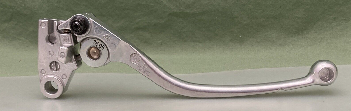 NEW GENUINE TRIUMPHT T2046081 Adjustable Clutch Lever