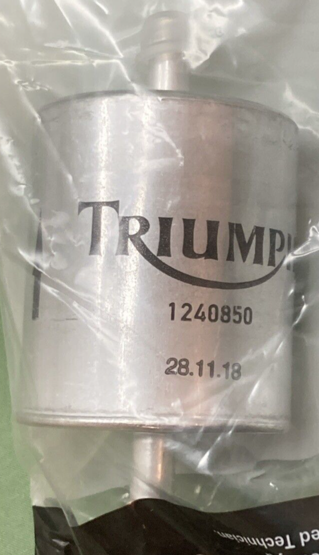 NEW GENUINE TRIUMPH T3990027 ENGINE SERVICE KIT COMPLETE