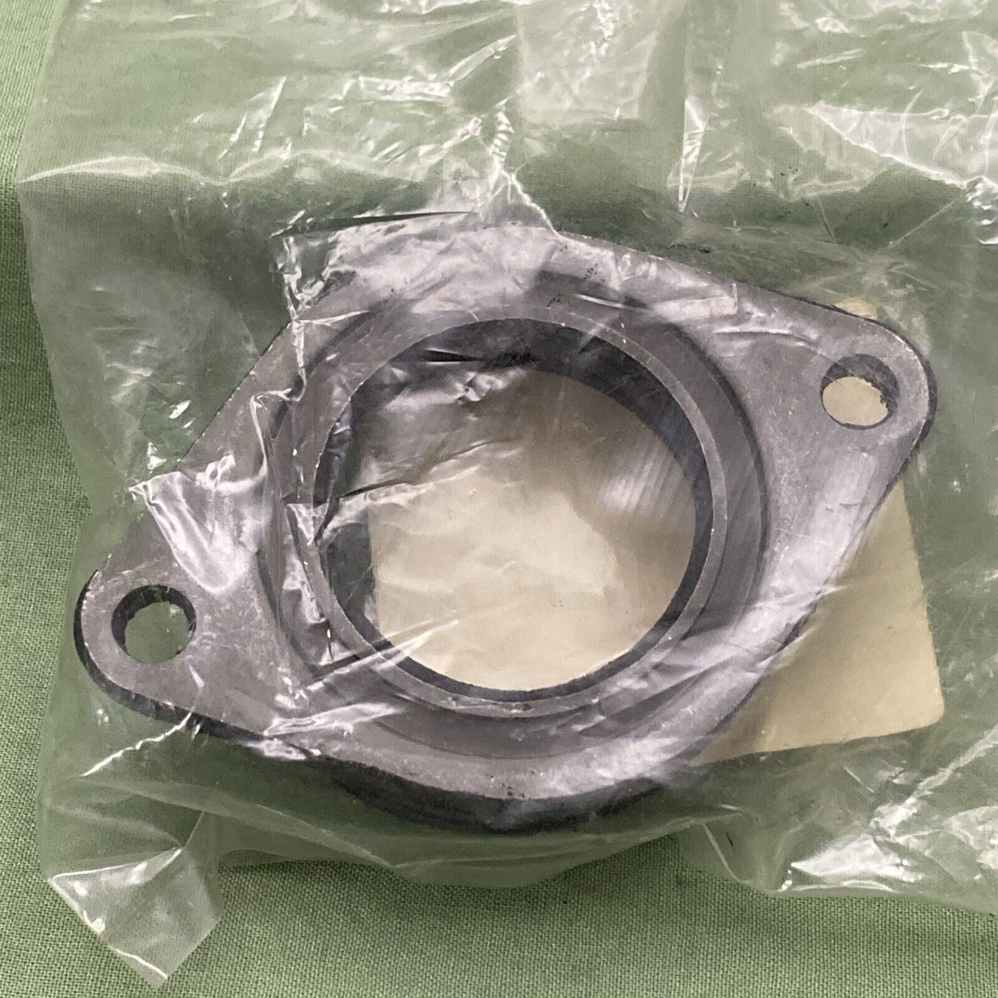 NEW GENUINE SUZUKI 13110-49100 CYLINDER HEAD Pipe, Intake Rh