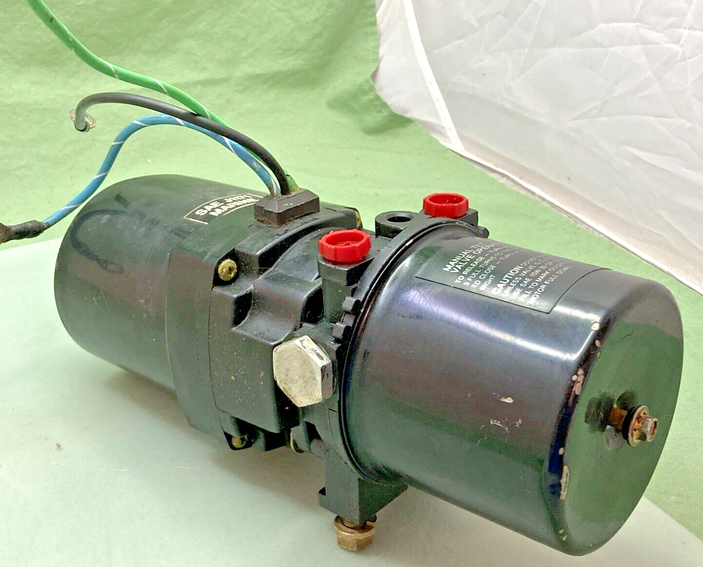 SAE J1171 MARINE TILT TRIM MOTOR WITH VALVE BODY A1299 UNTESTED