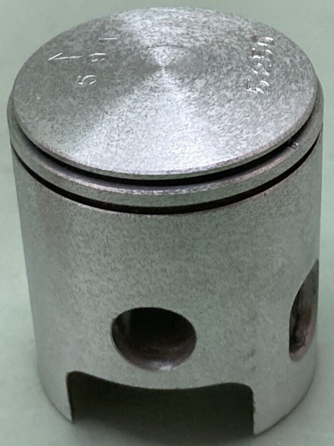 NEW GENUINE YAMAHA 397-11636-00 PISTON 0.50 O/S