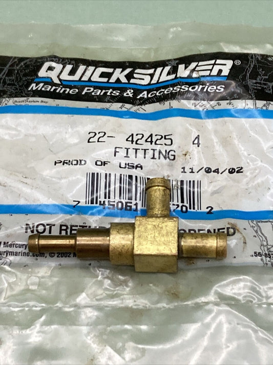 NEW GENUINE MERCURY QUICKSILVER 22-42425 4 FITTING