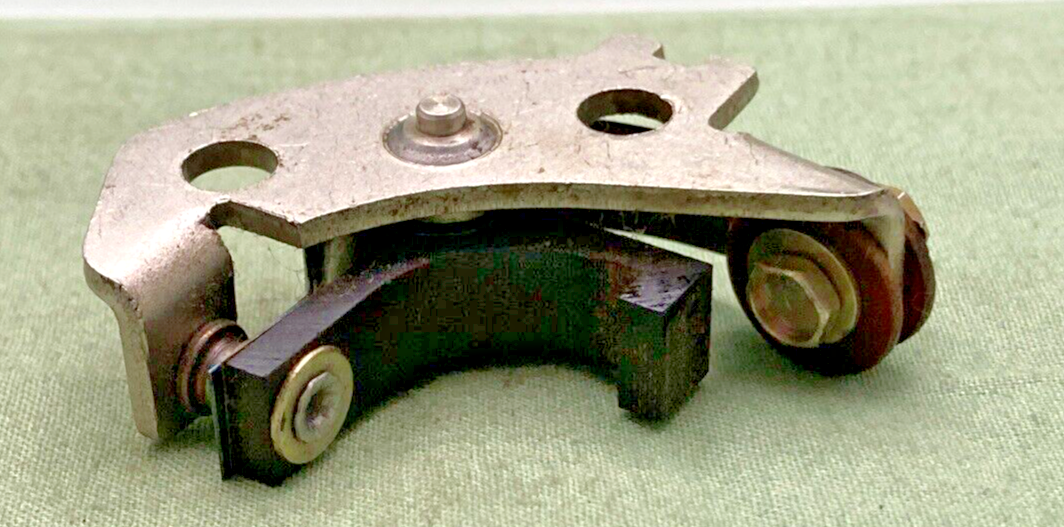 NEW GENUINE SUZUKI 33172-36210 POINT ASSEMBLY, CONTACT RIGHT