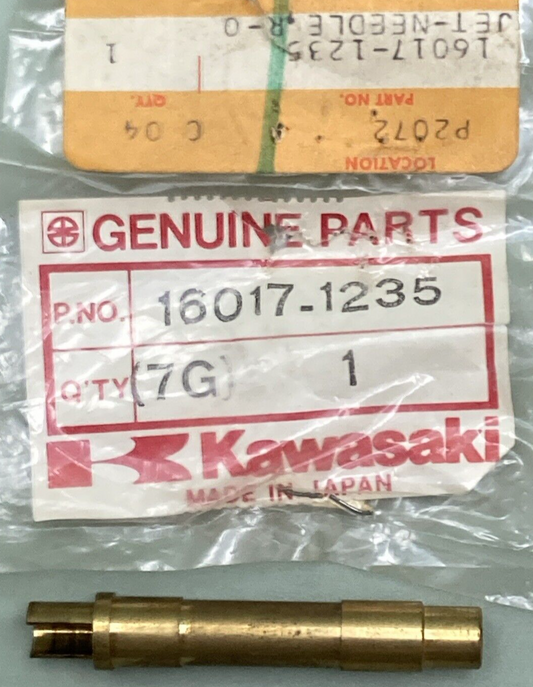 43878517