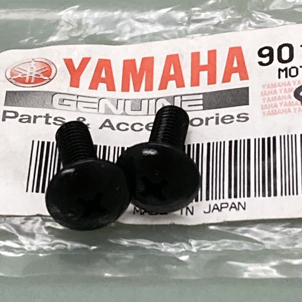 QTY 2 NEW GENUINE YAMAHA 90150-05023 FAIRING Screw, Round Head